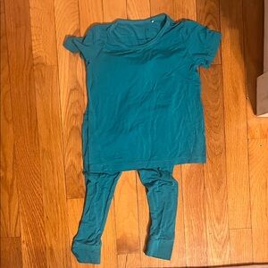 Bamboo Teal Short Sleeve Top and Leggings Set unisex